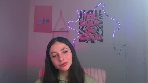 Snapshot of amber__r chatting on 03/07/26, 06:32 Amber online show from 03/07/26, 06:32