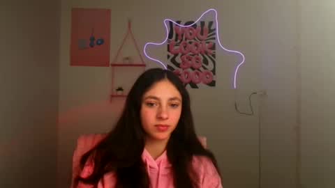 Snapshot of amber__r chatting on 03/17/26, 06:39 Amber online show from 03/17/26, 06:39
