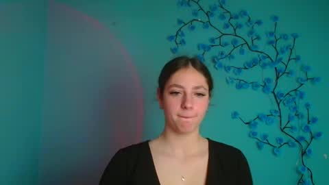 Snapshot of amber__r chatting on 04/09/26, 05:40 Amber online show from 04/09/26, 05:40