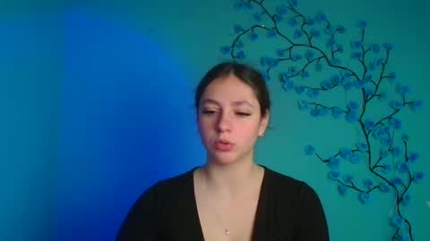 Snapshot of amber__r chatting on 04/09/26, 06:30 Amber online show from 04/09/26, 06:30