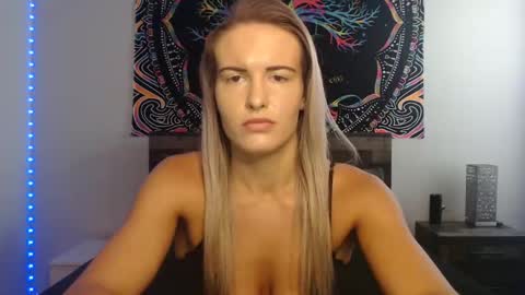 Amber online show from 10/05/25, 02:59