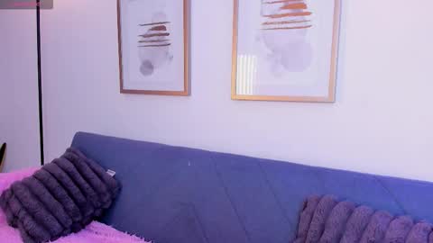 Amber  online show from 10/13/25, 09:20