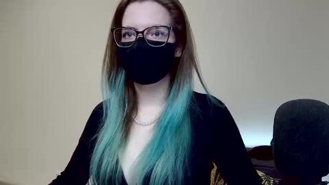 Amber non-nude model online show from 03/02/25, 12:09