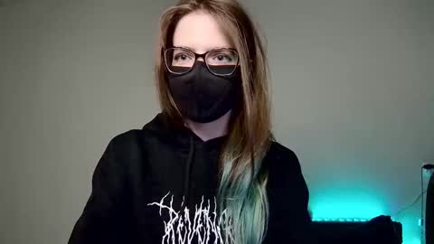 Snapshot of amber_candyfloss chatting on 10/02/25, 09:55 Amber non-nude model online show from 10/02/25, 09:55