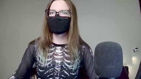 Amber non-nude model online show from 11/20/25, 09:47