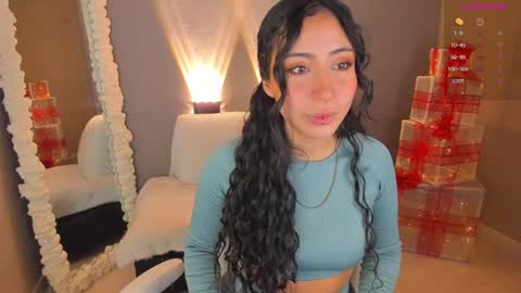 amber_curly online show from 12/30/24, 04:29