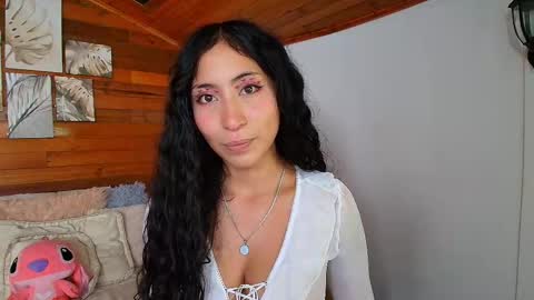 amber_curly online show from 02/14/26, 06:26
