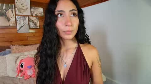 amber_curly online show from 02/18/26, 06:48