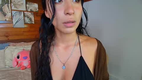 amber_curly online show from 02/25/26, 06:28