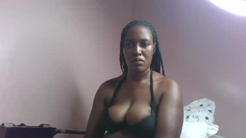 amber_cutie2 online show from 05/18/26, 04:13