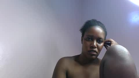 amber_cutie2 online show from 06/11/26, 12:54