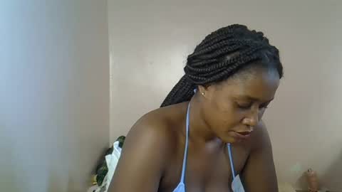 amber_cutie2 online show from 07/05/26, 09:38