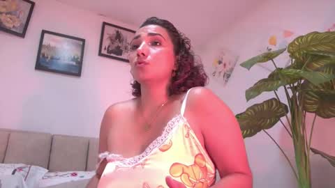 Snapshot of amber_demons chatting on 10/07/25, 10:18 Amber Demons online show from 10/07/25, 10:18