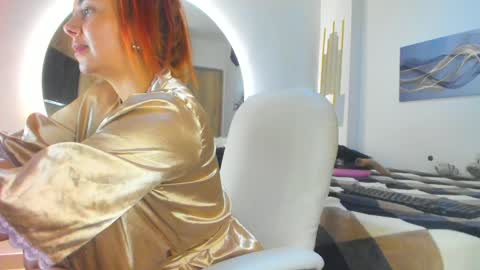 Amber Disney online show from 12/17/24, 09:38