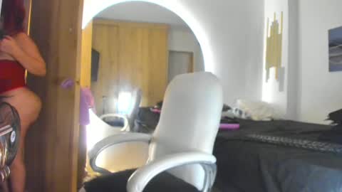 Amber Disney online show from 01/11/25, 03:13