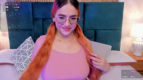 Snapshot of amber_kiss_ chatting on 10/01/25, 06:36 Emily online show from 10/01/25, 06:36