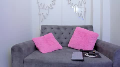 ammber online show from 03/01/25, 12:12