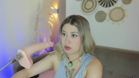 Snapshot of amber_palmer chatting on 05/31/26, 02:02 amber_palmer online show from 05/31/26, 02:02