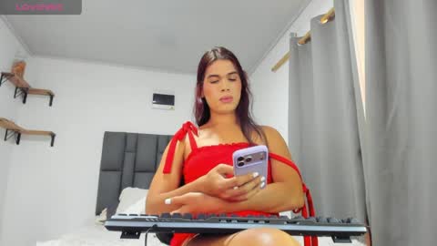 Snapshot of amber_parisi1 chatting on 03/24/26, 02:33 amber online show from 03/24/26, 02:33