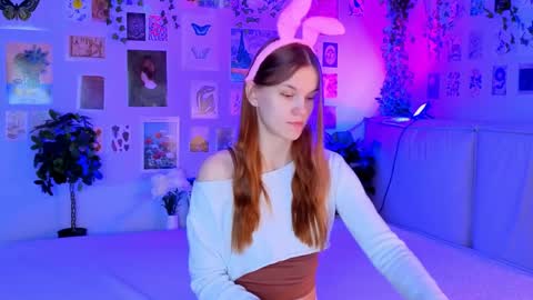 Snapshot of amber_rogerss chatting on 04/05/26, 05:37 Amber online show from 04/05/26, 05:37