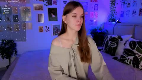 Snapshot of amber_rogerss chatting on 04/18/26, 05:33 Amber online show from 04/18/26, 05:33
