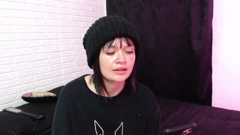 Snapshot of amber_rouss chatting on 12/29/24, 04:38 ROUSS online show from 12/29/24, 04:38