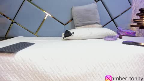 amber y tonny online show from 12/28/24, 11:41