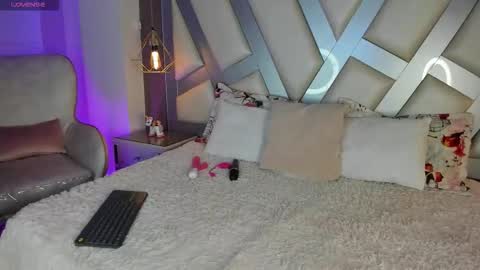 Tell me Amber online show from 11/20/25, 02:12