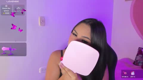 amber_white25 online show from 03/05/25, 06:01