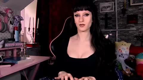 Snapshot of amberangel666 chatting on 09/15/25, 09:04 DEMONESS AMBER 666 online show from 09/15/25, 09:04