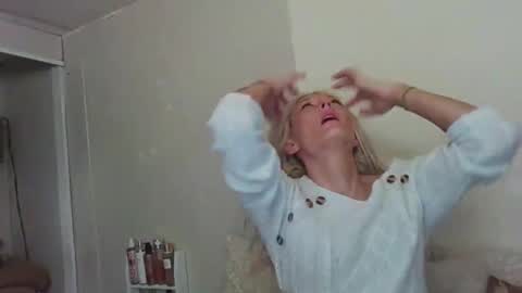 Snapshot of amberdesmond722 chatting on 11/09/25, 09:29 Kaligirll online show from 11/09/25, 09:29