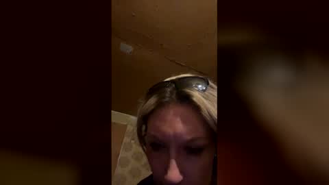 Snapshot of amberdesmond722 chatting on 12/16/25, 05:23 Kaligirll online show from 12/16/25, 05:23