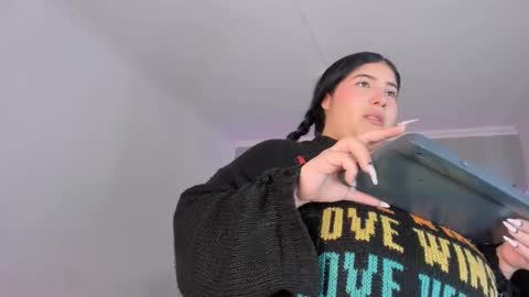 Amber  online show from 10/07/25, 12:02