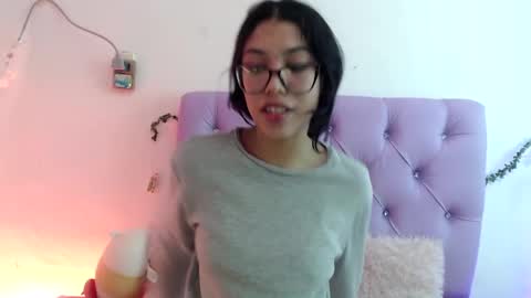 Amber Jeong online show from 01/25/25, 03:30