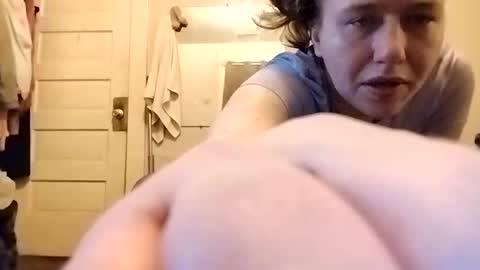 Snapshot of amberjohnson1387 chatting on 11/25/25, 03:28 amberjohnson1387 online show from 11/25/25, 03:28