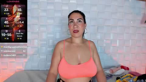 Snapshot of amberjoymilf chatting on 03/22/26, 05:00 Amber online show from 03/22/26, 05:00