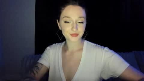 Snapshot of amberkinsley chatting on 10/01/25, 07:03 amberkinsley online show from 10/01/25, 07:03
