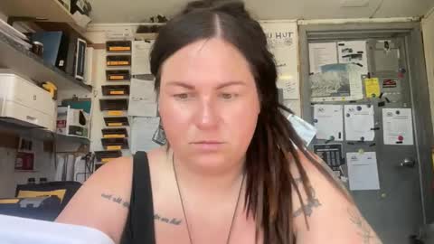 ambermoss7 online show from 04/30/26, 05:41