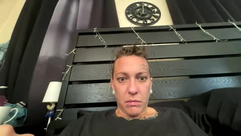 Amberneddie online show from 10/29/25, 03:58