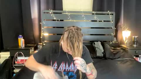 Amberneddie online show from 11/13/25, 05:34