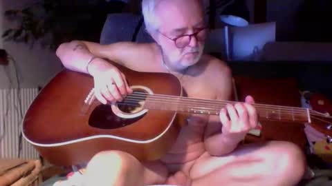 Amberr11 online show from 10/13/25, 10:54