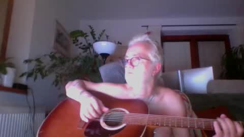 Amberr11 online show from 10/16/25, 11:06