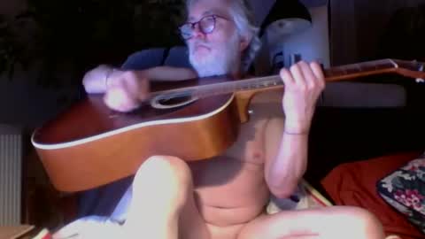 Snapshot of amberr11 chatting on 01/19/26, 12:14 Amberr11 online show from 01/19/26, 12:14