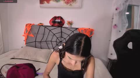 Amber  online show from 10/23/25, 07:23