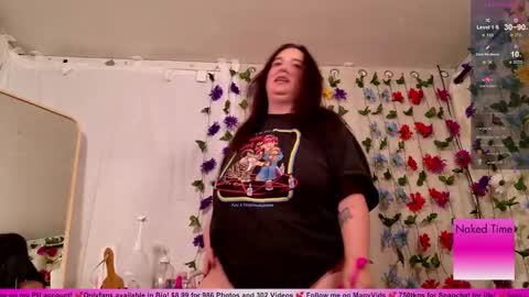 Snapshot of amberxoxhoney chatting on 10/10/25, 11:59 Amber Honey  online show from 10/10/25, 11:59