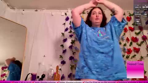 Snapshot of amberxoxhoney chatting on 10/25/25, 07:08 Amber Honey  online show from 10/25/25, 07:08