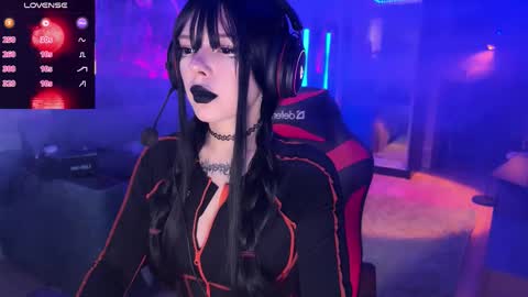 Amelia Aley  online show from 11/03/25, 09:10