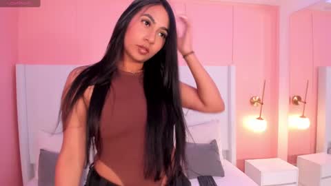 Amelia online show from 09/10/25, 04:29
