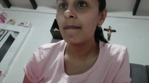 Snapshot of amelia_exotic chatting on 11/17/25, 04:29 amelia online show from 11/17/25, 04:29