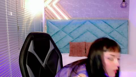 amelia_fry online show from 03/01/25, 10:24